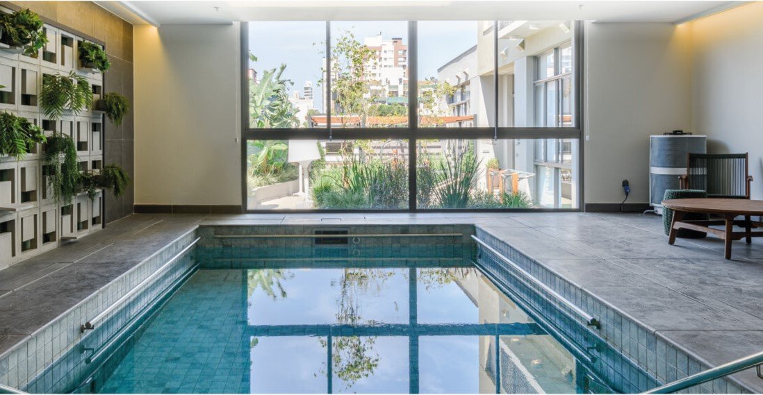 _vintage-senior-residence-cyrela-piscina-aquecida